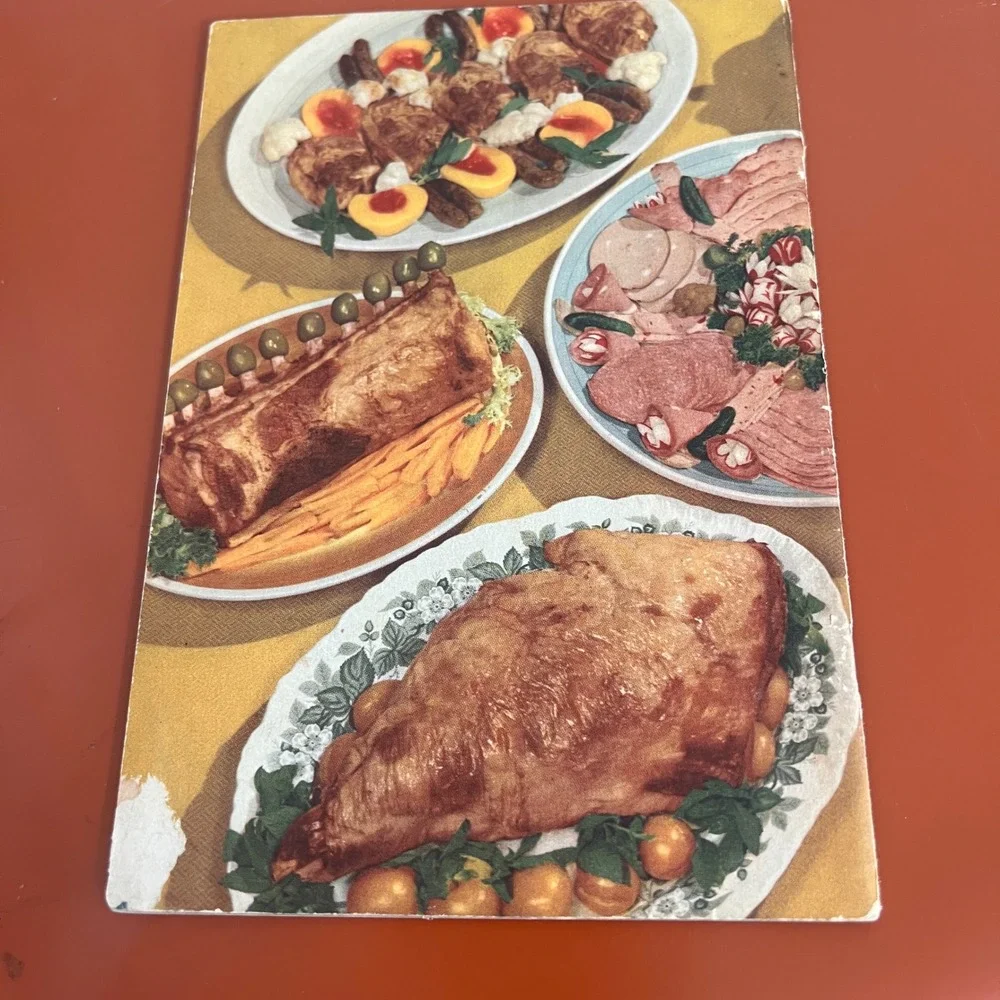 Vintage 1940 A Treasury of Meat Recipes Cookbook National Live Stock Meat Board‎